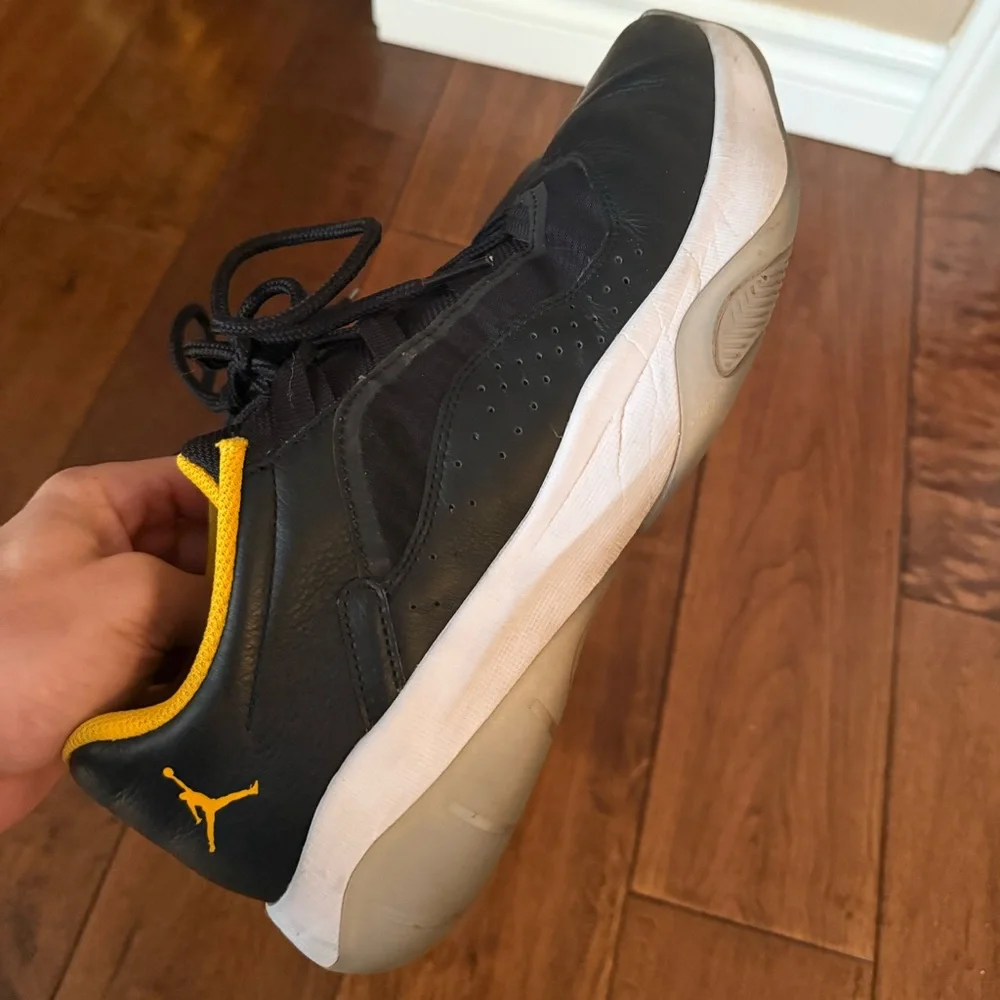 Nike Jordan Men’s Comfort Low Shoes Size 11